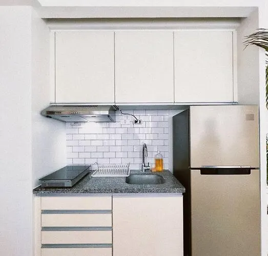 Apartment 1br Calyx Residences By Hooga 3minutes Walk To Ayala Center *